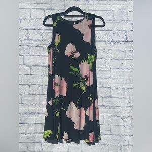 Anne Klein black and floral dress, A-line, stretchy. Sz 10.